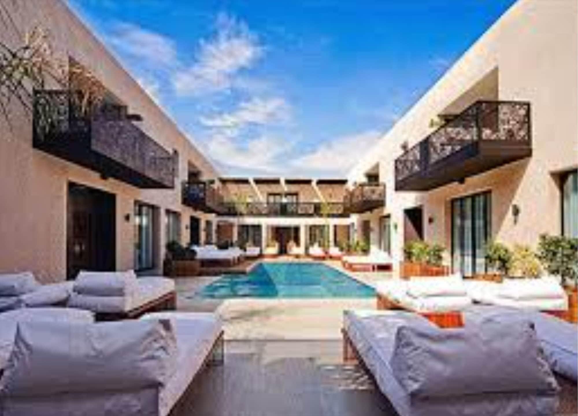 Cesar Resort & Spa Marakeş Dış mekan fotoğraf The Hotel's courtyard