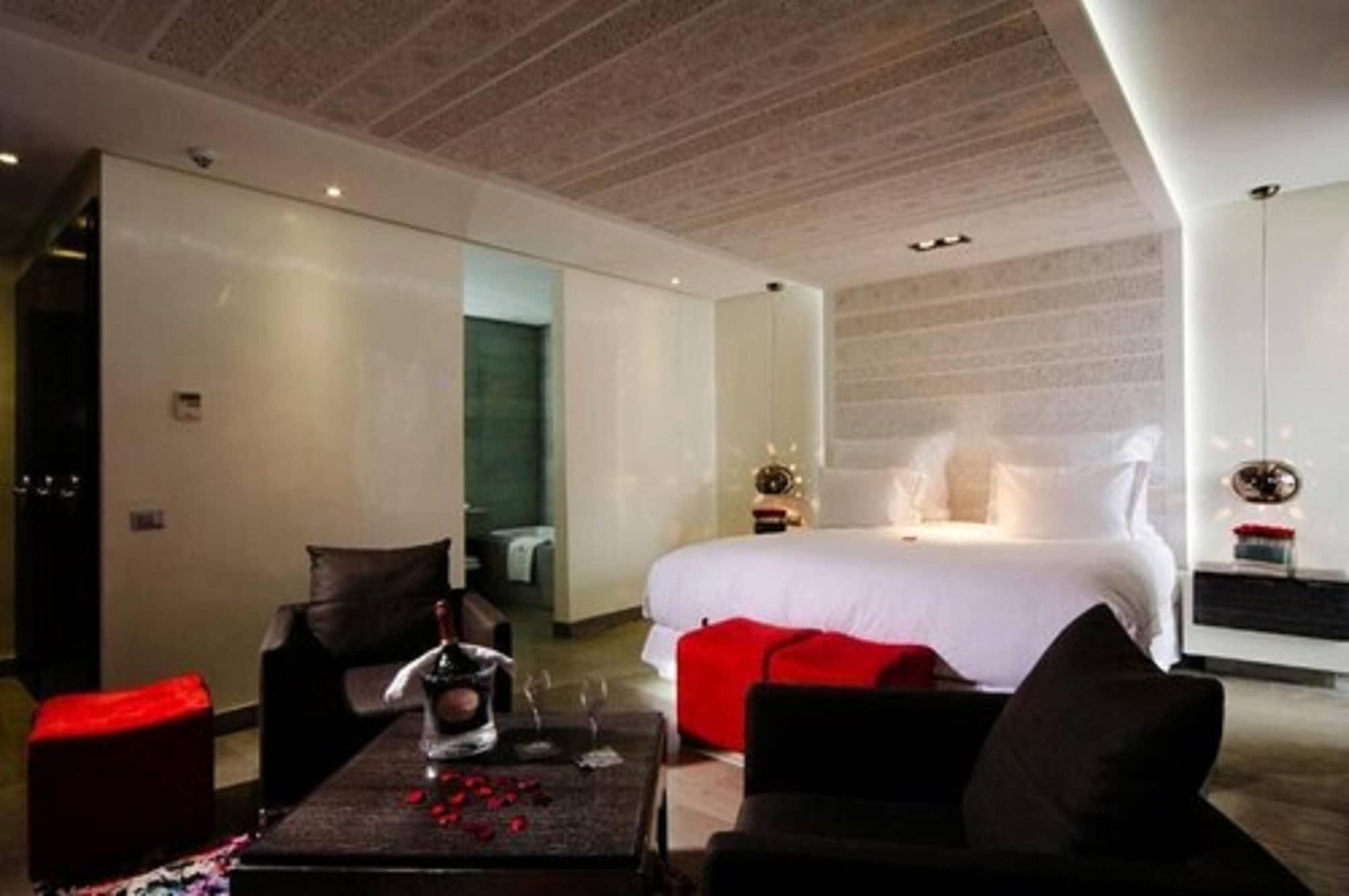 Cesar Resort & Spa Marakeş Oda fotoğraf A room at the hotel