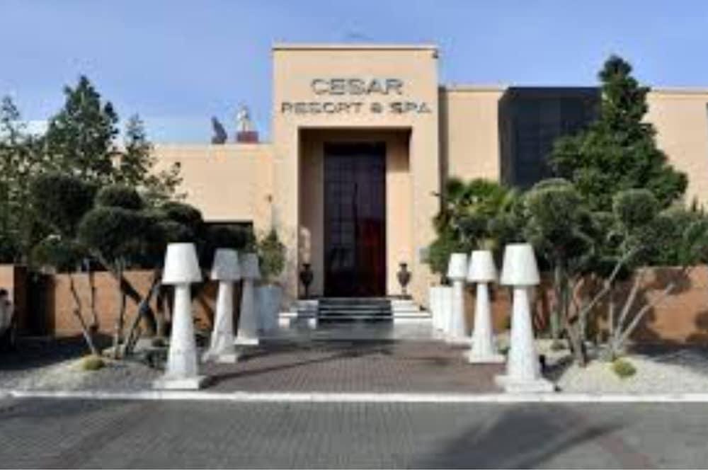 Cesar Resort & Spa Marakeş Dış mekan fotoğraf The entrance of the spa