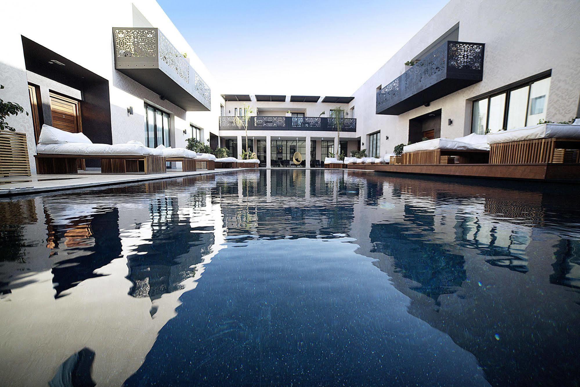 Cesar Resort & Spa Marakeş Dış mekan fotoğraf The pool at the hotel